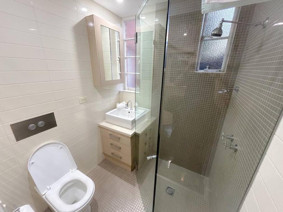 Apartament East Melbourne Unit With Courtyard Zewnętrze zdjęcie